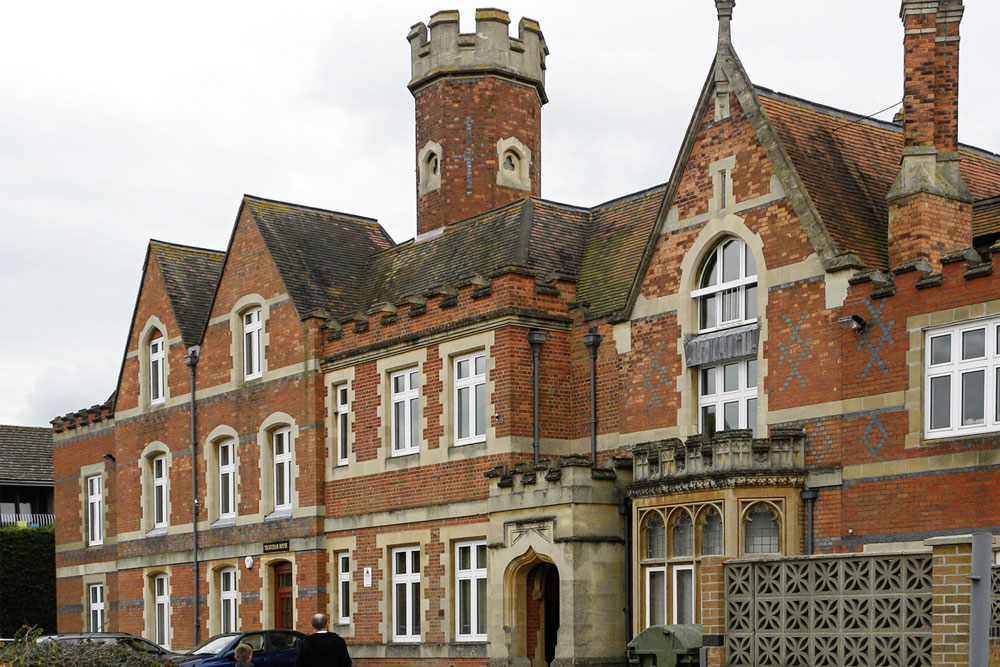 Thatcham House The Portrait Company